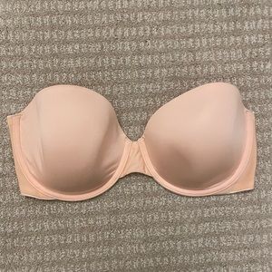 Victoria’s Secret Strapless Bra
